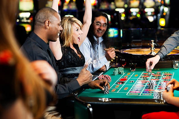 f08 mobile app interface showing football markets and live-dealer tables